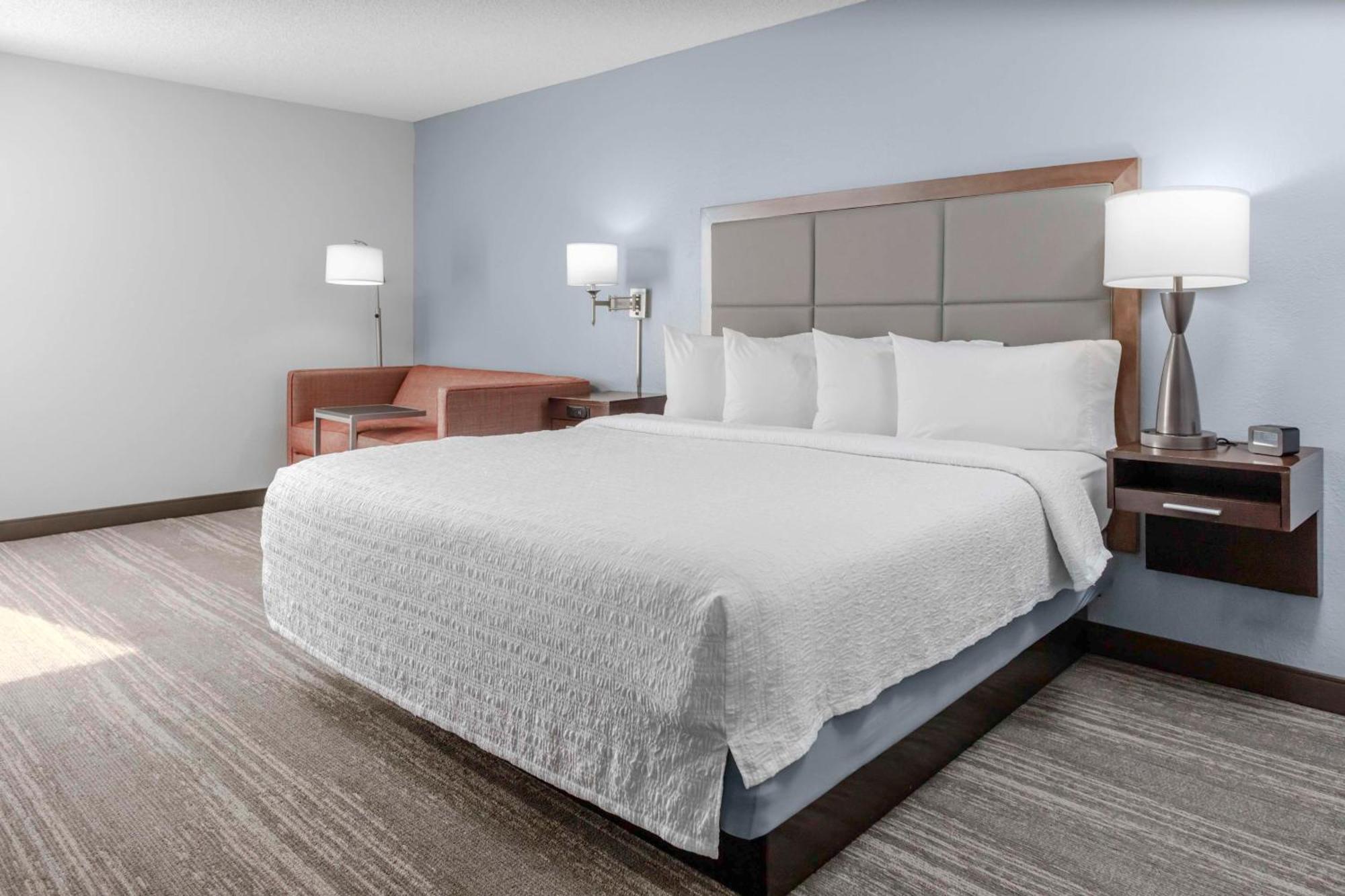 Hampton Sarasota I-75 Bee Ridge 3*