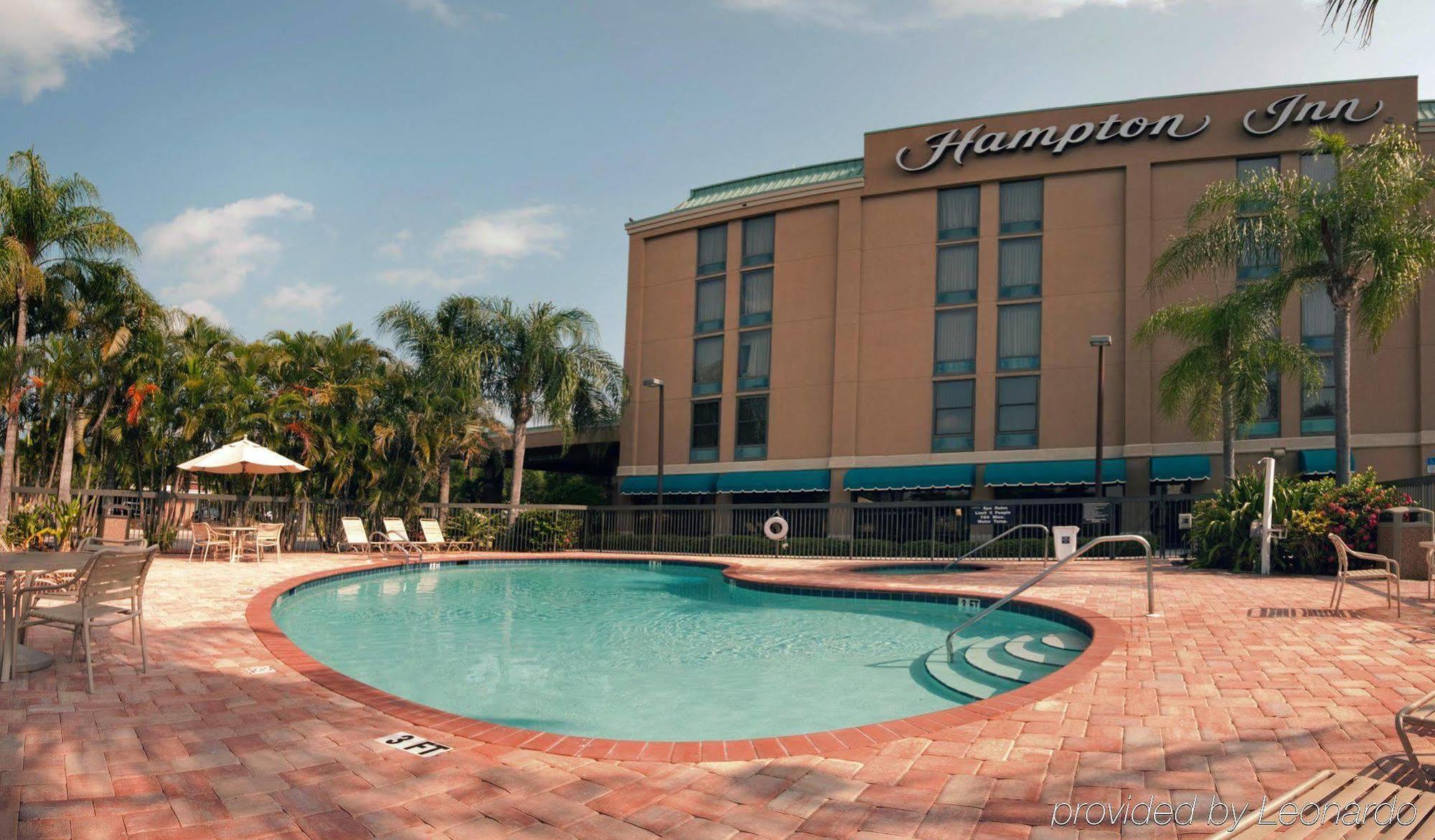 Hampton Sarasota I-75 Bee Ridge 3*
